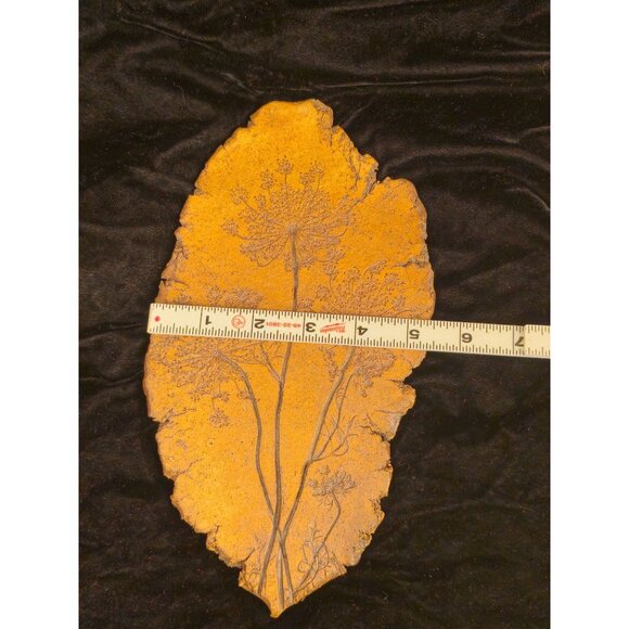 Artisan Clay Art with Plant Impression - Picture 3 of 5